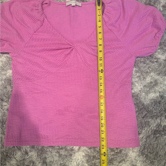 Women's Loft Short Sleeve Puff Top. Color is fuschia. Worn 1x. Size Large - Picture 12 of 12